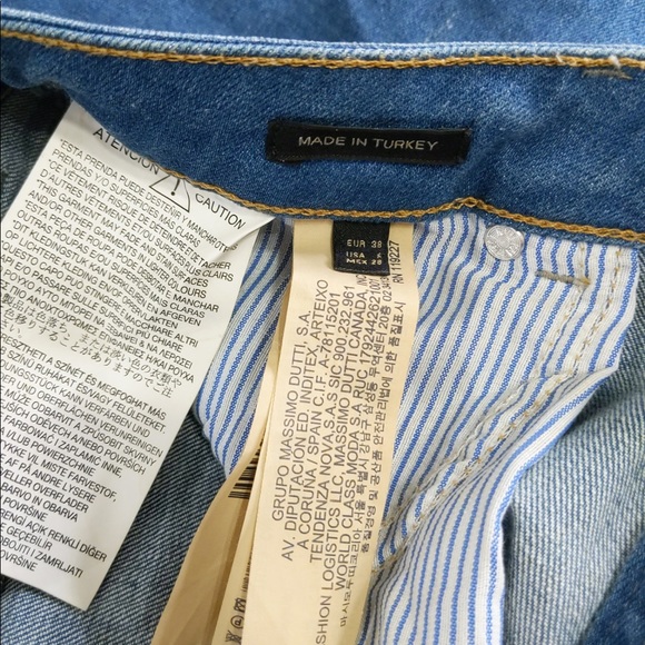 🎅🏻 3/$50 2x 👯‍♀️Host Pick⚡️Massimo Dutti High Rise Flare Ankle Jeans- with flaws - Picture 12 of 16